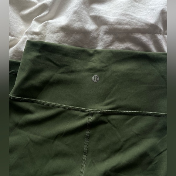 Lululemon wunder train leggings 25” - Picture 2 of 4